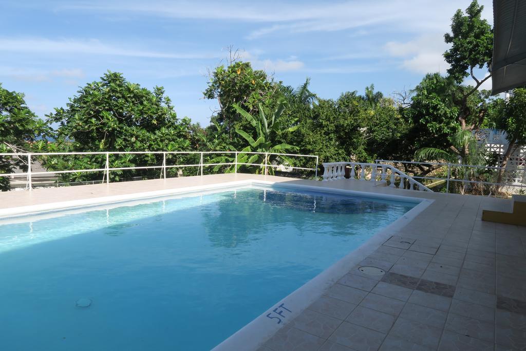 Enchanted Villas Inn Montego Bay Extérieur photo