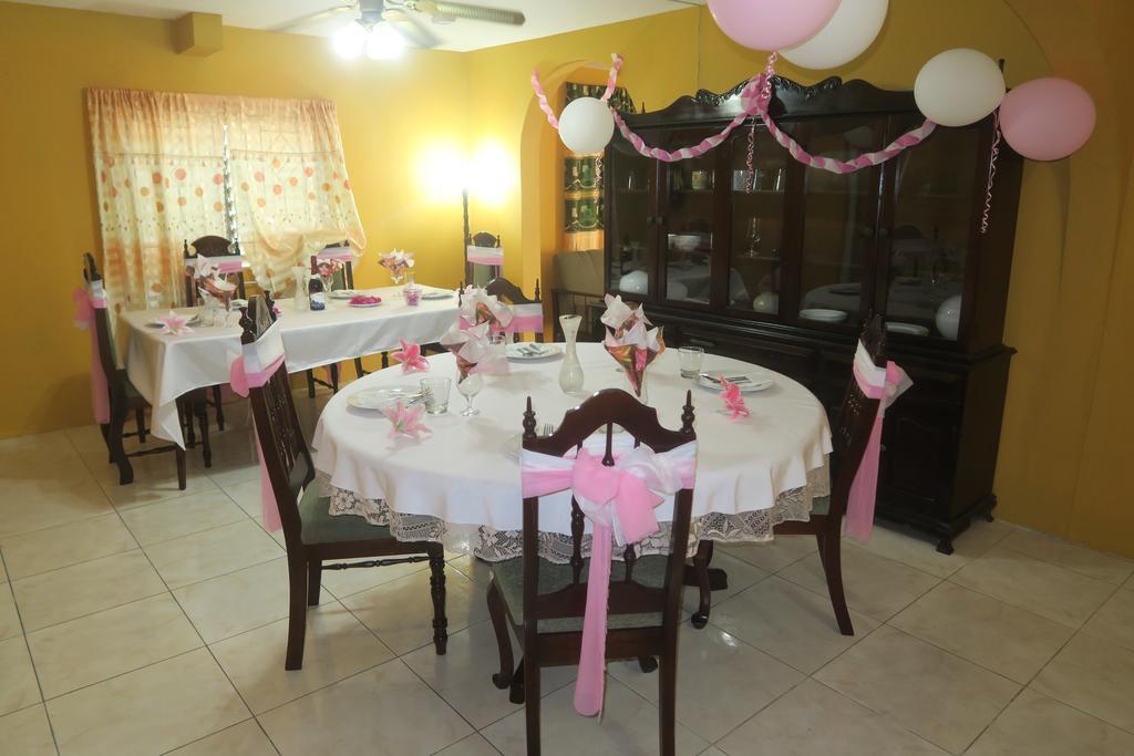 Enchanted Villas Inn Montego Bay Extérieur photo