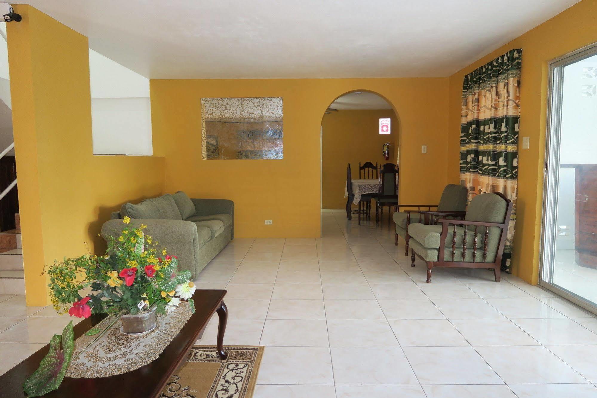 Enchanted Villas Inn Montego Bay Extérieur photo